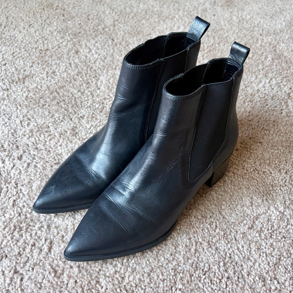 Nine West Black Pointy Heeled Leather Ankle Boots